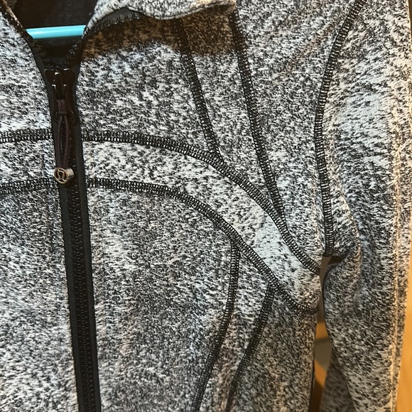 Lululemon Define Jacket - Picture 2 of 3